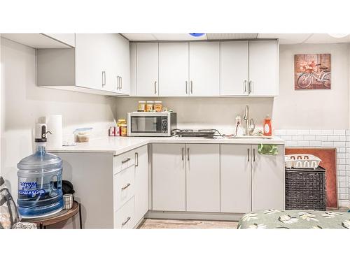 317 Bankside Drive, Kitchener, ON - Indoor Photo Showing Kitchen