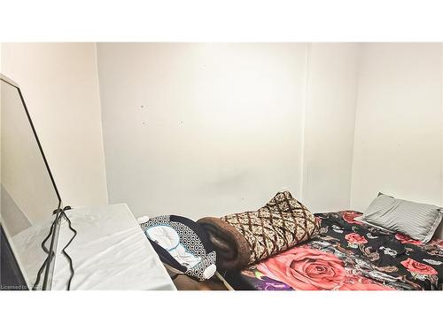 317 Bankside Drive, Kitchener, ON - Indoor Photo Showing Bedroom