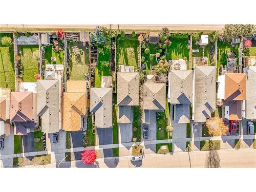 317 Bankside Drive, Kitchener, ON - Outdoor