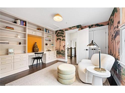 735 George Street, Burlington, ON - Indoor