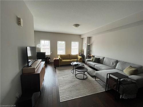 352 Louisa Street, Kitchener, ON - Indoor Photo Showing Living Room