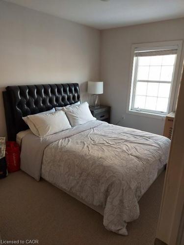 352 Louisa Street, Kitchener, ON - Indoor Photo Showing Bedroom