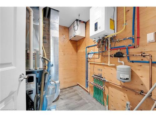 24-740 Main Street E, Dunnville, ON - Indoor