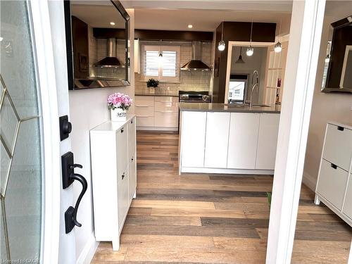 2105 Maplewood Drive, Burlington, ON - 