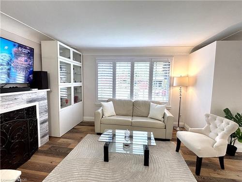 2105 Maplewood Drive, Burlington, ON - Indoor Photo Showing Living Room With Fireplace