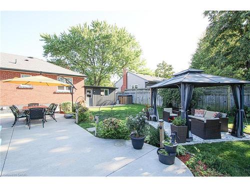 2105 Maplewood Drive, Burlington, ON - Outdoor