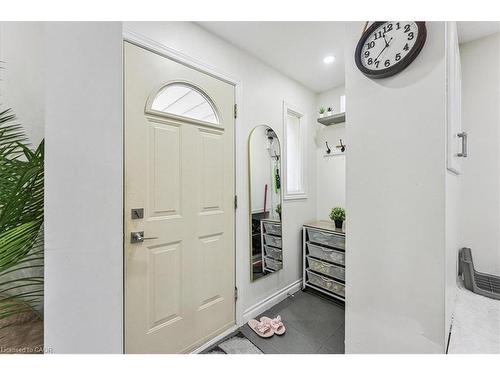 107 Deschene Avenue, Hamilton, ON - Indoor Photo Showing Other Room