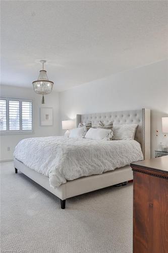 958 Irish Moss Road, Mississauga, ON - Indoor Photo Showing Bedroom