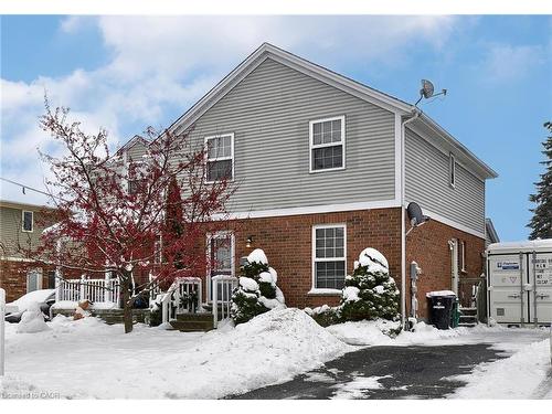 427 Bankside Crescent, Kitchener, ON - Outdoor