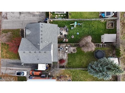 427 Bankside Crescent, Kitchener, ON - Outdoor