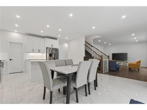 209 Jeffrey Place, Kitchener, ON - Indoor