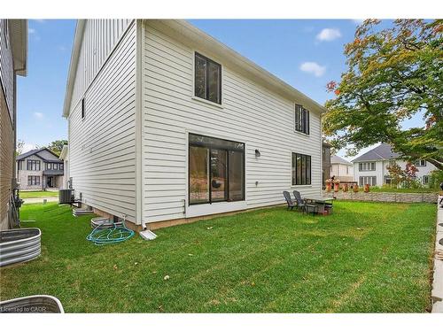 209 Jeffrey Place, Kitchener, ON - Outdoor With Exterior