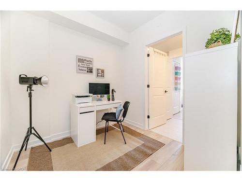 406-335 Wheat Boom Drive, Oakville, ON - Indoor Photo Showing Office