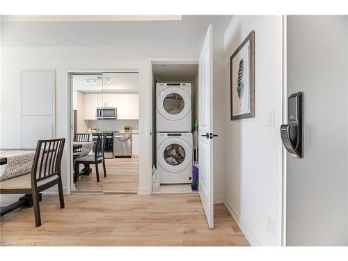 406-335 Wheat Boom Drive, Oakville, ON - Indoor