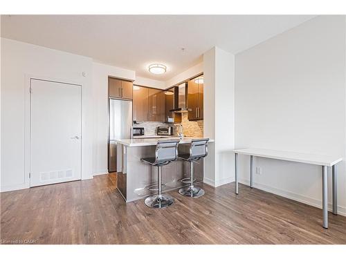 2001-2093 Fairview Street, Burlington, ON - Indoor Photo Showing Kitchen