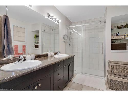 46 Stillwater Street, Kitchener, ON - Indoor Photo Showing Bathroom