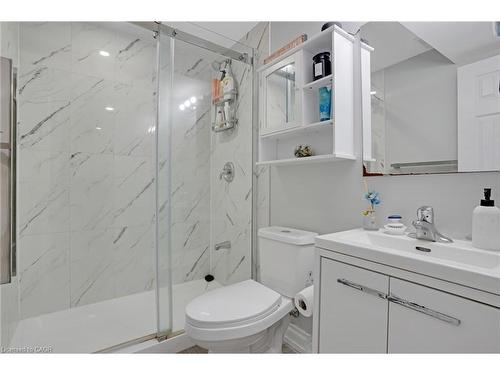 46 Stillwater Street, Kitchener, ON - Indoor Photo Showing Bathroom