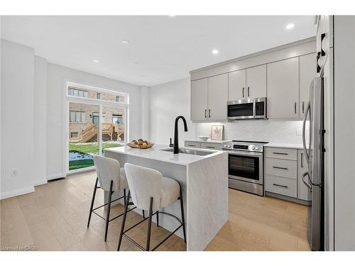 16 Sagewood Drive, Hamilton, ON - Indoor Photo Showing Kitchen With Stainless Steel Kitchen With Upgraded Kitchen