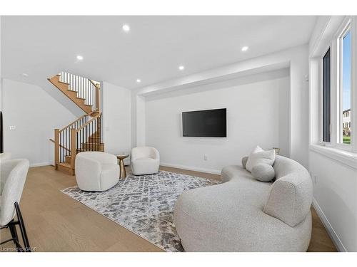 16 Sagewood Drive, Hamilton, ON - Indoor