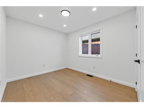 16 Sagewood Drive, Hamilton, ON - Indoor Photo Showing Other Room