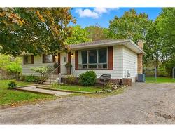 62 Oswego Park Road  Dunnville, ON N1A 2W2