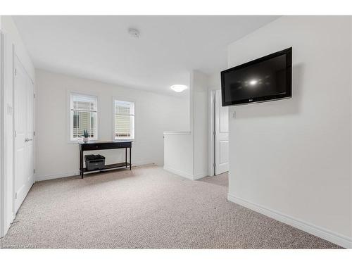 45 Hemlock Way, Grimsby, ON - Indoor