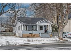 1415 Lakeshore Road  Burlington, ON L7S 1B3