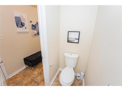 43-21 Diana Avenue, Brantford, ON - Indoor Photo Showing Bathroom