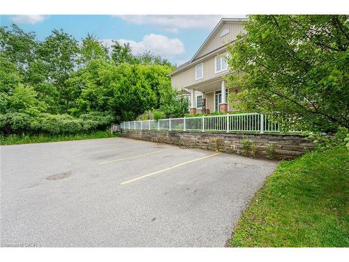 43-21 Diana Avenue, Brantford, ON - Outdoor