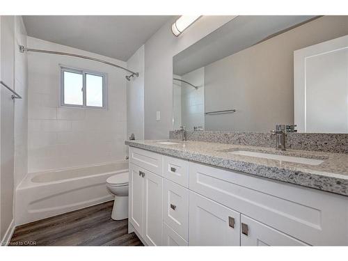 78 Barwood Crescent, Kitchener, ON - Indoor Photo Showing Bathroom