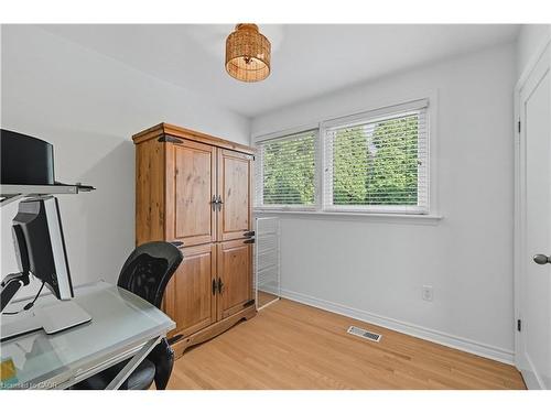 23 Percy Court, Hamilton, ON - Indoor