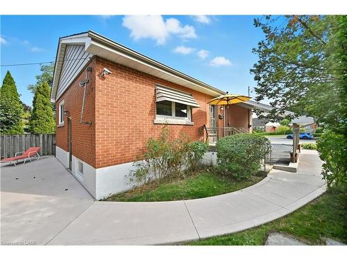 23 Percy Court, Hamilton, ON - Outdoor