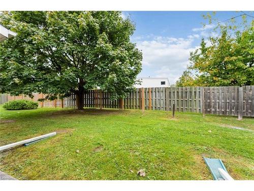 7-35 Nova Crescent, Welland, ON - Outdoor