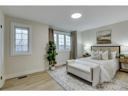 1855 Marconi Boulevard, London, ON - Indoor Photo Showing Bedroom