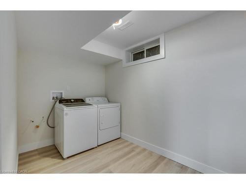 1855 Marconi Boulevard, London, ON - Indoor Photo Showing Laundry Room