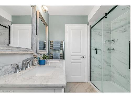 273 Duskywing Way, Oakville, ON - Indoor Photo Showing Bathroom