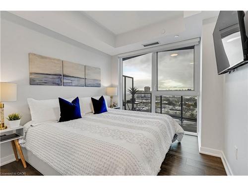36 Zorra Street, Toronto, ON - Indoor Photo Showing Bedroom