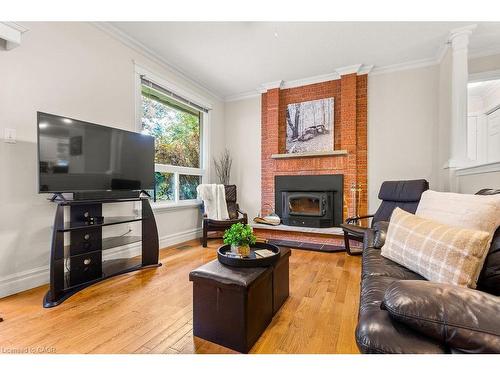 46 Wadsworth Circle, Brampton, ON - Indoor Photo Showing Living Room With Fireplace