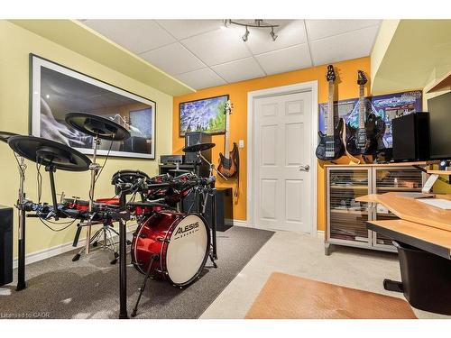 46 Wadsworth Circle, Brampton, ON - Indoor Photo Showing Gym Room
