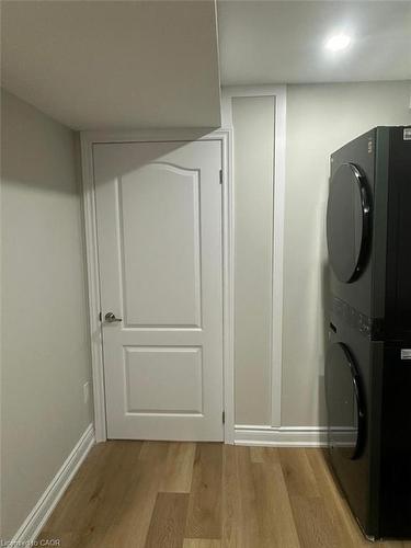 Lower-9 Macklin Street, Brantford, ON - Indoor Photo Showing Laundry Room