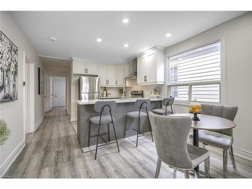 230 Mcanulty Boulevard, Hamilton, ON - Indoor Photo Showing Dining Room