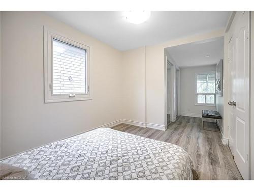 230 Mcanulty Boulevard, Hamilton, ON - Indoor Photo Showing Bedroom