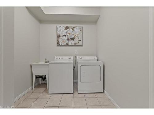 78 Freemont Street, Waterloo, ON - Indoor Photo Showing Laundry Room