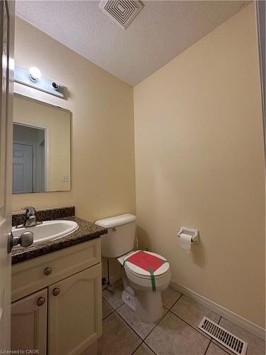 76 Templewood Drive, Kitchener, ON - Indoor Photo Showing Bathroom