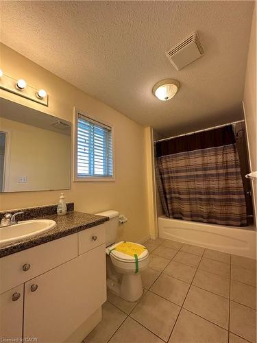 76 Templewood Drive, Kitchener, ON - Indoor Photo Showing Bathroom