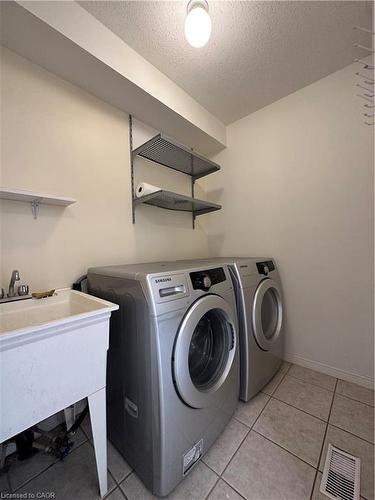 76 Templewood Drive, Kitchener, ON - Indoor Photo Showing Laundry Room