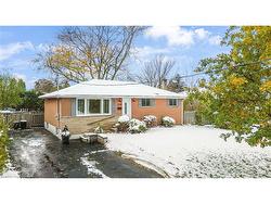 238 Kent Crescent  Burlington, ON L7L 4T1