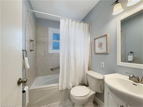 238 Kent Crescent, Burlington, ON - Indoor Photo Showing Bathroom