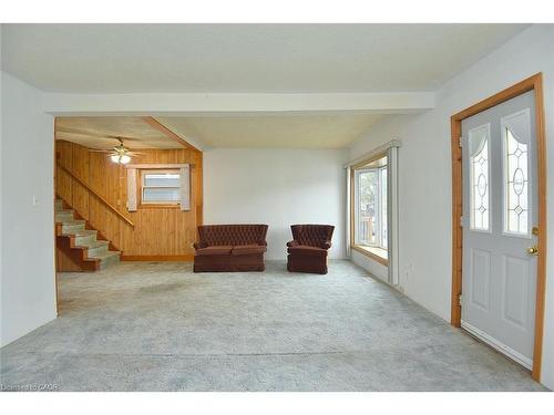 149 Ivon Avenue, Hamilton, ON - Indoor Photo Showing Other Room
