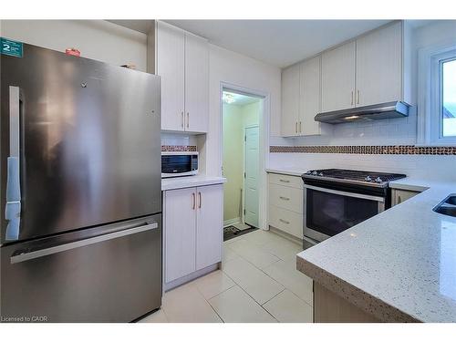 29 Second Street N, Stoney Creek, ON - Indoor Photo Showing Kitchen With Stainless Steel Kitchen